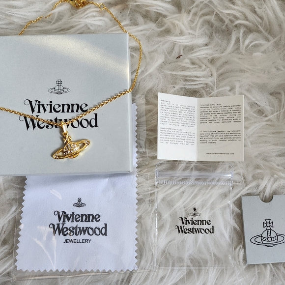 Vivienne Westwood Gold Necklace - Picture 5 of 7